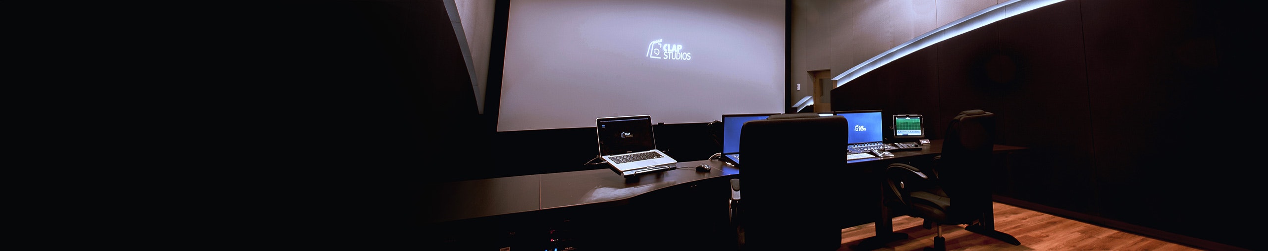 Cars and motorcycles ambiances